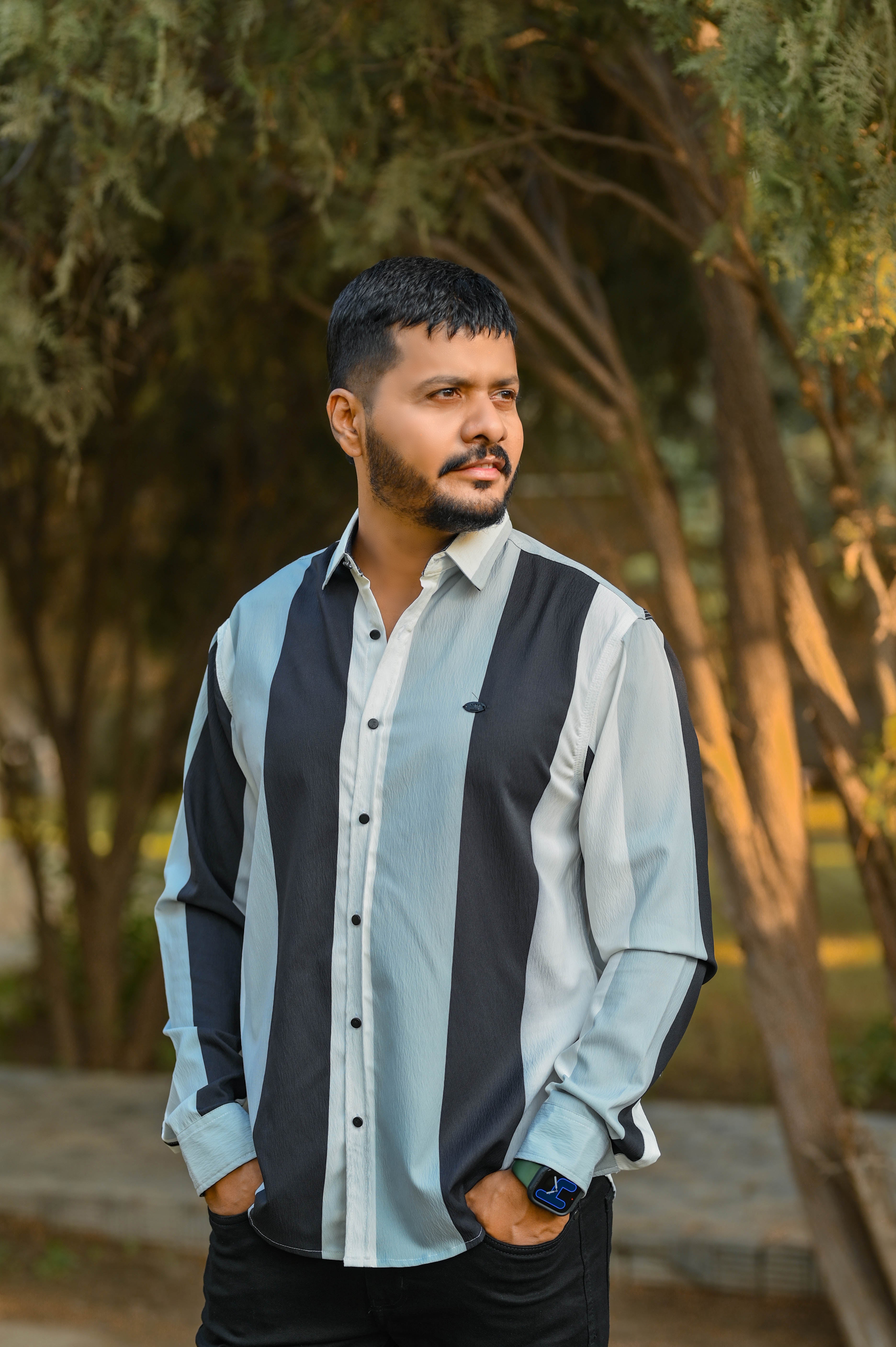 Dual-Tone Stripes Casual Shirt Half Sleeves - Dark Blue Shade